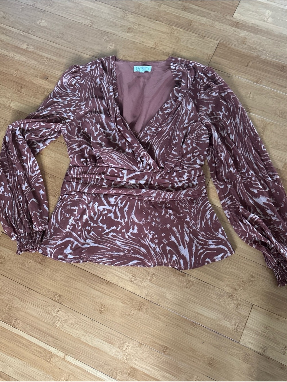 sofia by sofia vergara Rust Mauve Abstract Wrap Blouse